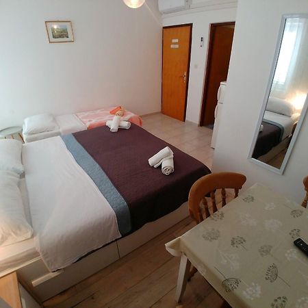 Apartment Svetka サリ エクステリア 写真