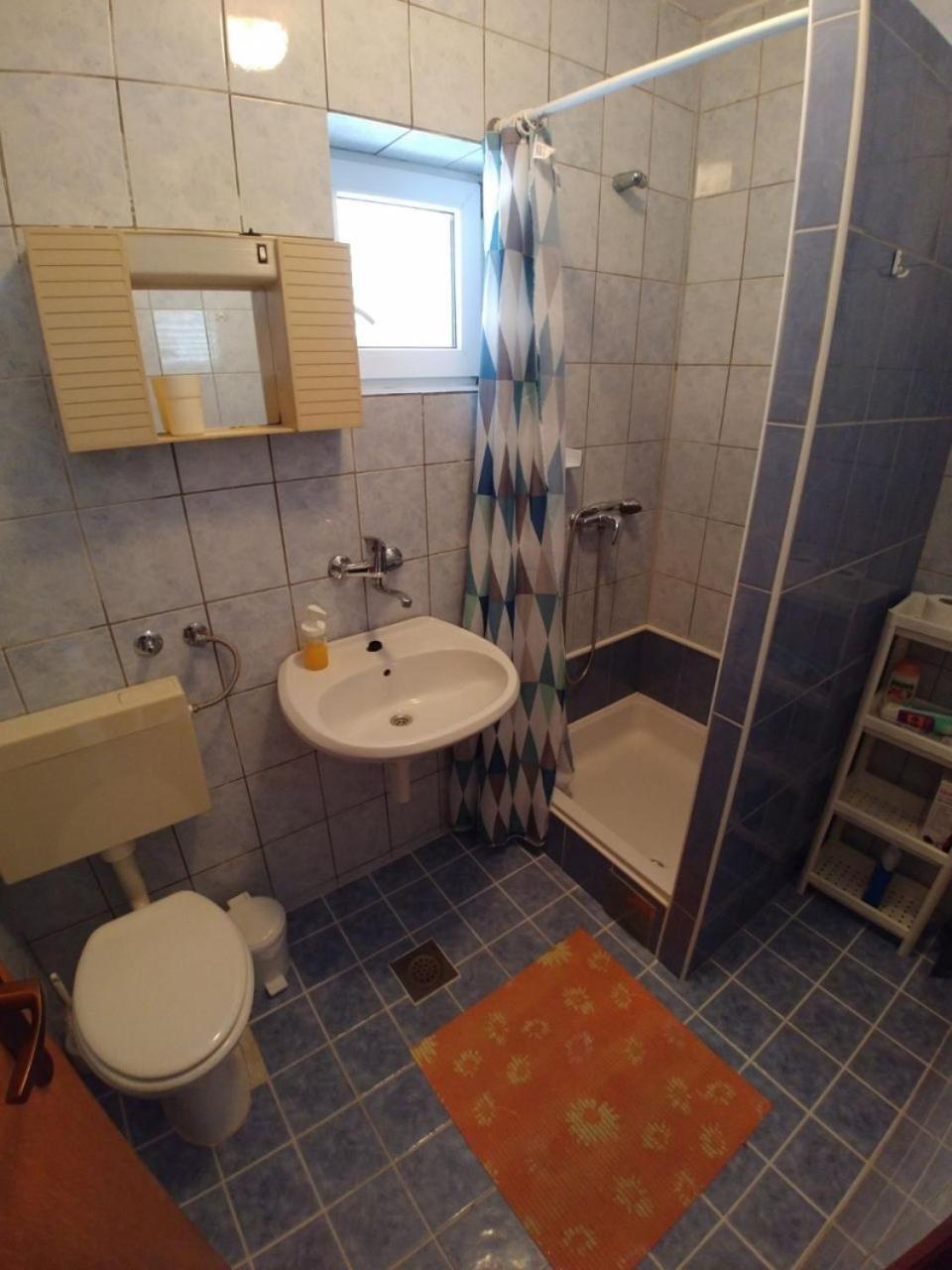 Apartment Svetka サリ エクステリア 写真